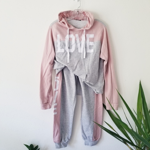 Kristin Nicole Pink Gray LOVE Jogger Sweat Set L - Picture 1 of 7
